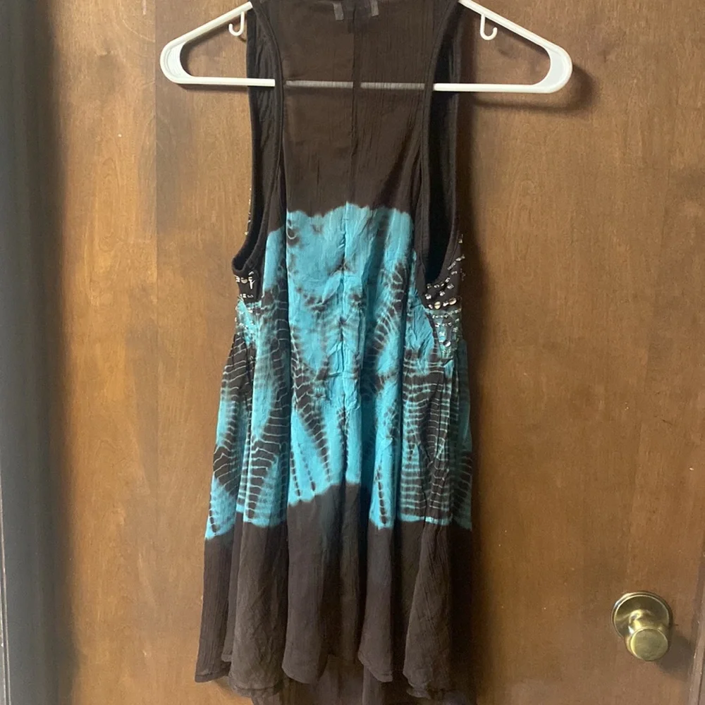 About a Girl bohemian Flowy Tie Dyed Tank Top - Picture 3 of 3